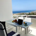 Arnold's Ocean View, Air Conditioner, 公寓 *